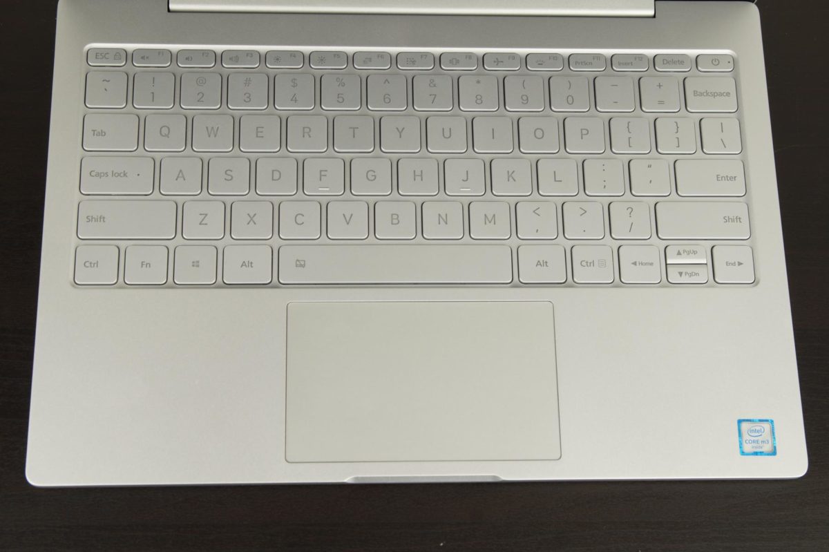 xiaomi-mi-notebook-air-touchpard-tastatur