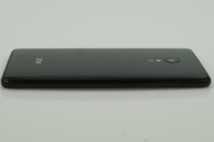 zuk-z2-pro-design-verarbeitung-3