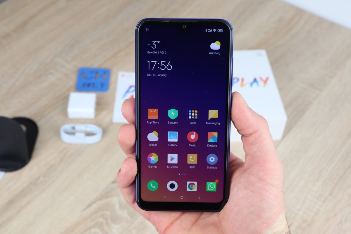 Xiaomi MI Play Hand