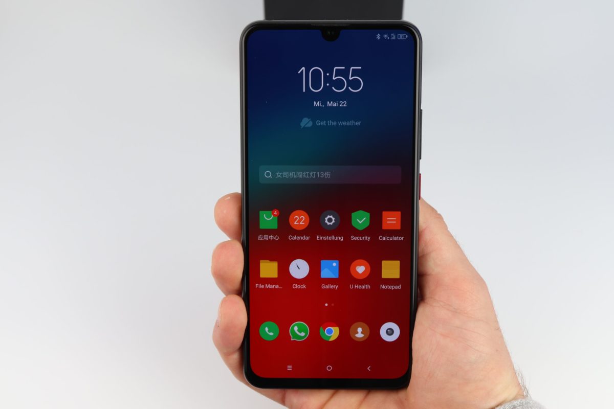 Lenovo Z6 Pro Hand 2