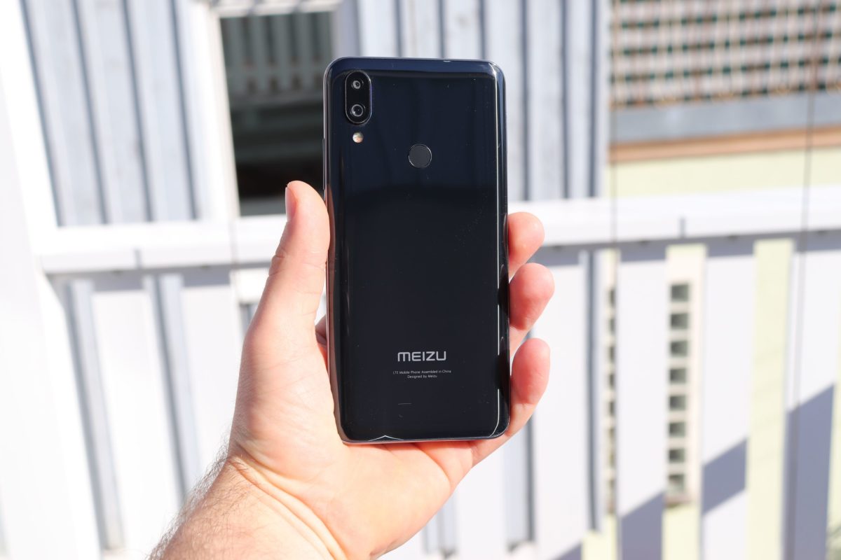 Meizu Note 9 Hand 1