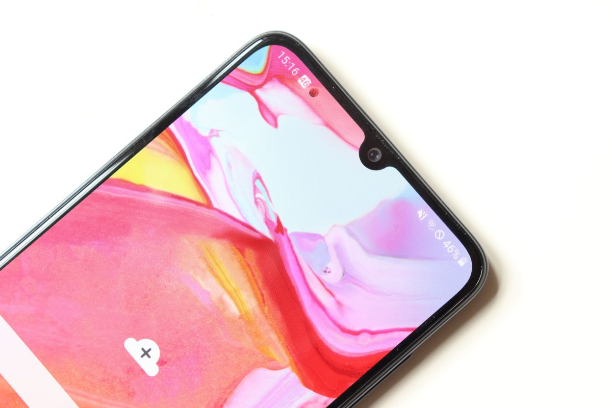 Samsung galaxy a70 notch