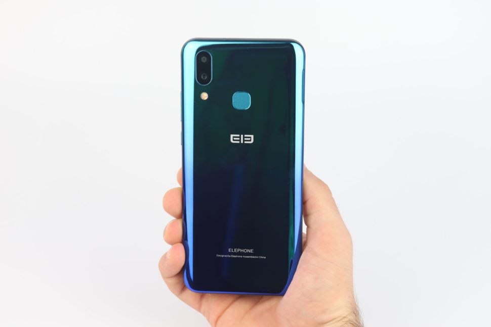 Elephone A6 Max Hand Vorder Rückseite 2