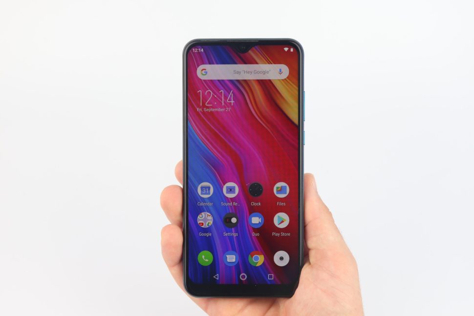 Elephone A6 Max Hand Vorder Rückseite 3