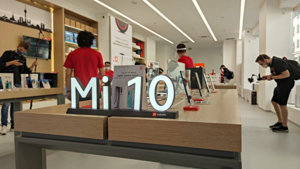 Mi Store Opening Mi 10 3