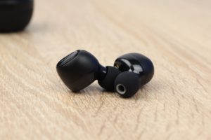 MPow TWS Wireless Earbuds Test 11