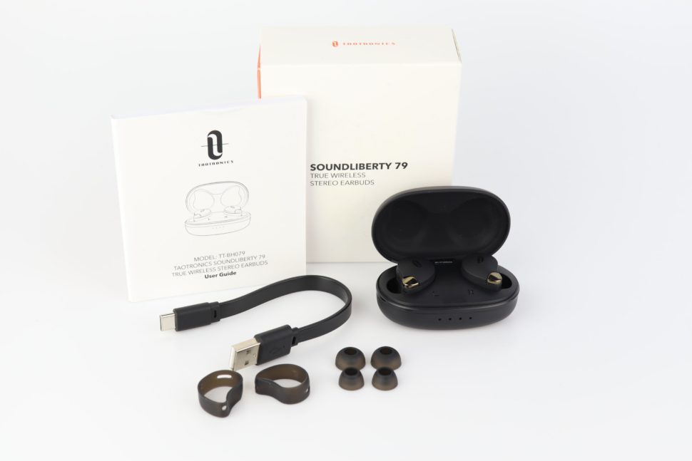 Taotronics Soundliberty 79 Lieferumfang