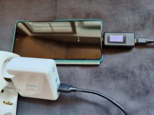 Anker PowerPort 3 Ladegerät Testbericht Geräte 10