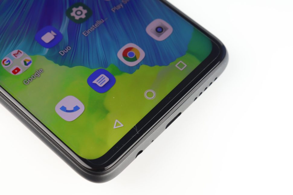 Umidigi Power 3 Display Ränder Punch Hole 1