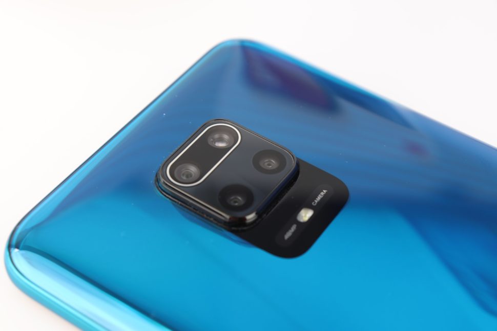 Xiaomi Redmi Note 9s Anschlüsse und Kamera 1