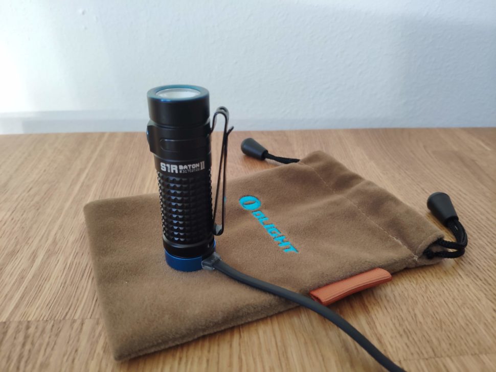 Olight S1R Baton II Laden