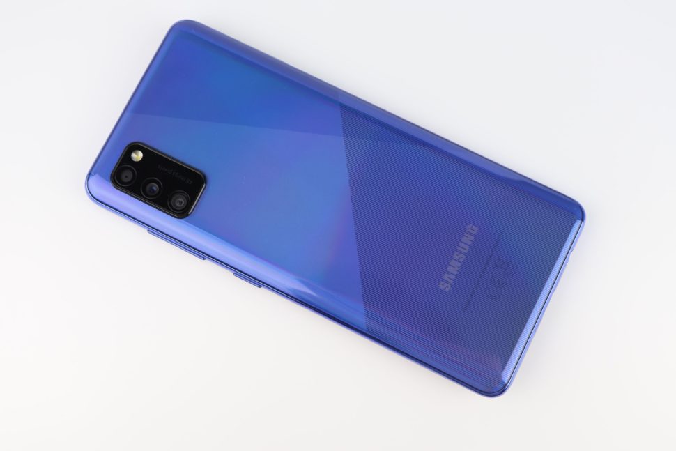 Samsung Galaxy A41 Design Display 2