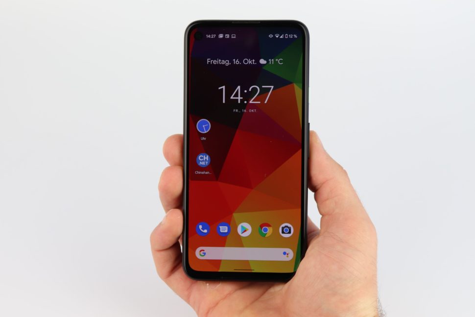 Google Pixel 4a Hand Vorder Rückseite 1