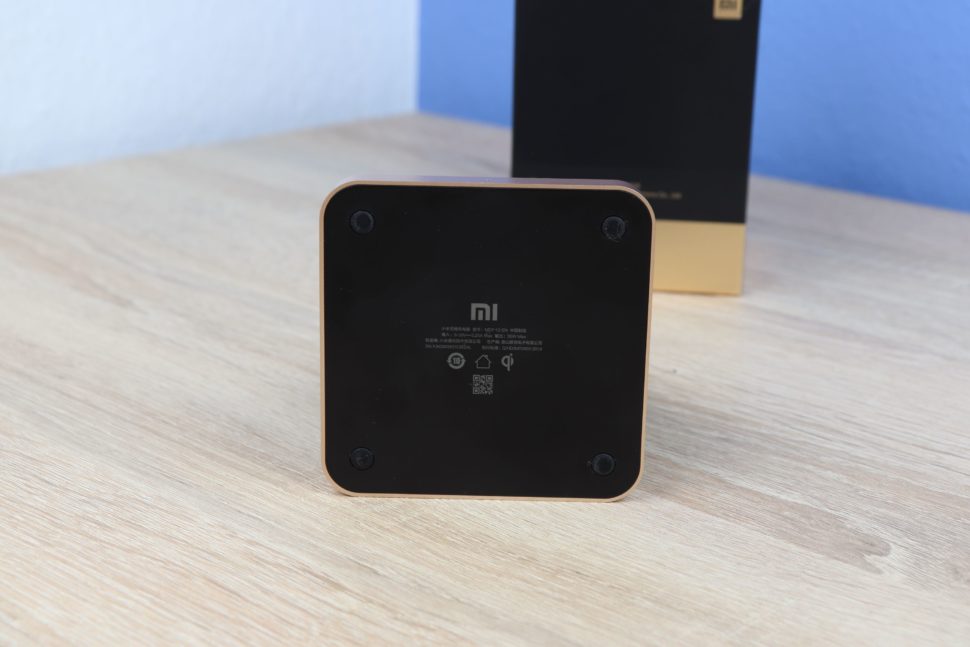 Xiaomi 55 Watt Ladeständer Qi kabelloses laden Test 10