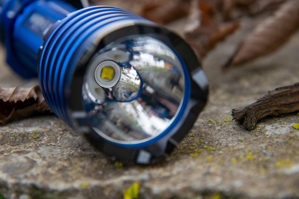 Olight Warrior X Pro blau 10