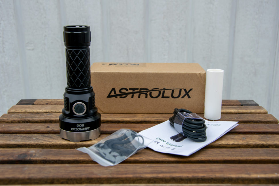 Astrolux EC03 Lieferumfang 01