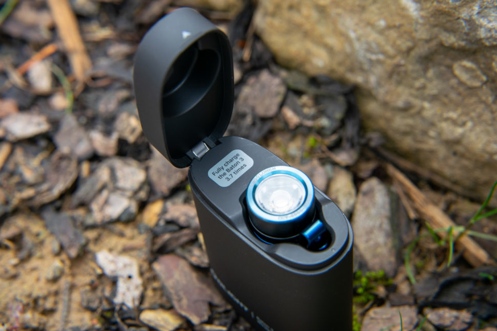 Olight Baton 3 02