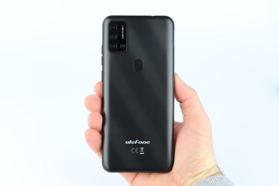 Ulefone Note 11P Hand 2