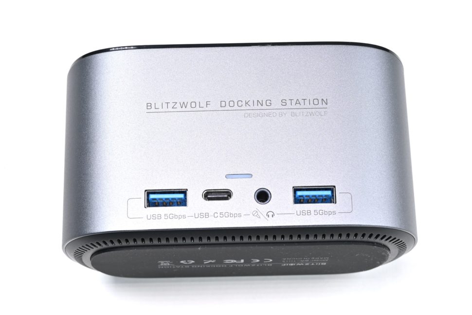 BlitzWolf BW TH12 Docking Station front 1