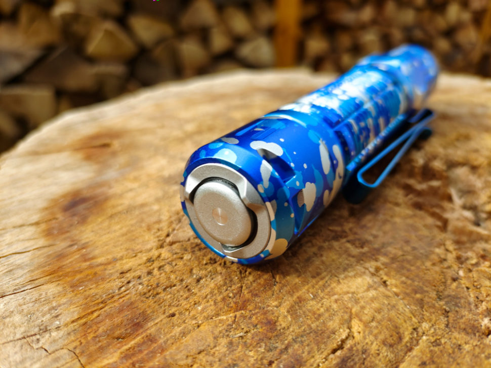 Olight M2R Ocean 02