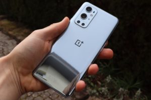 OnePlus 9 Pro Test Geraet Farbe