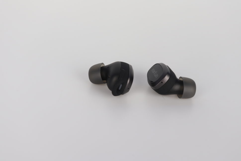 Earfun Free Pro einzeln 2