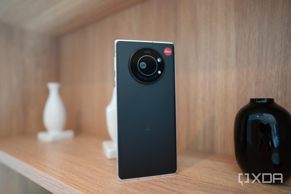 Leica Leitz Phone 1 Banner III