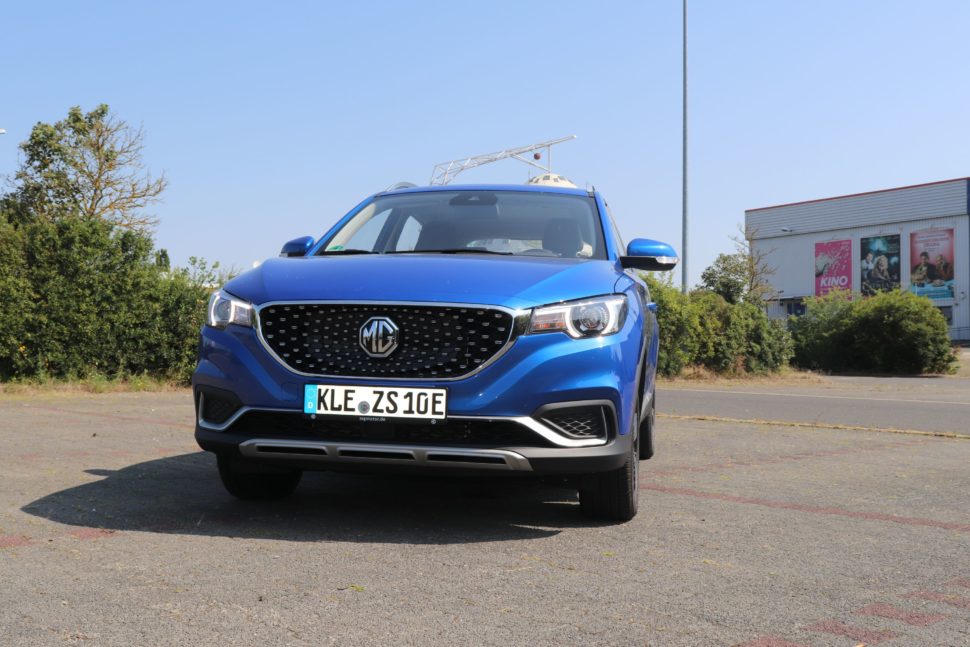 MG ZS EV Frontal 2