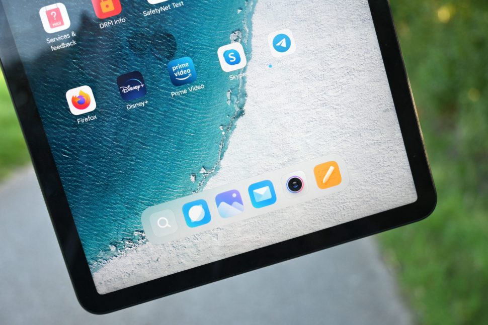 Xiaomi mi pad 5 pro display edges 2