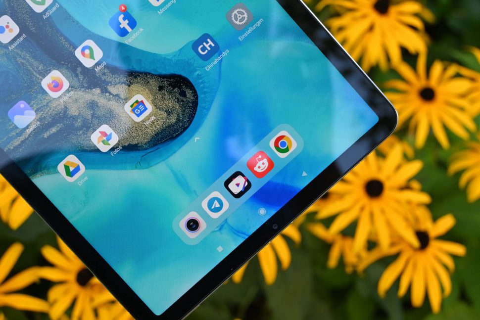 Xiaomi Mi pad 5 display edges borders 2