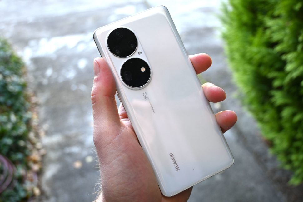 Huawei p50 pro design back