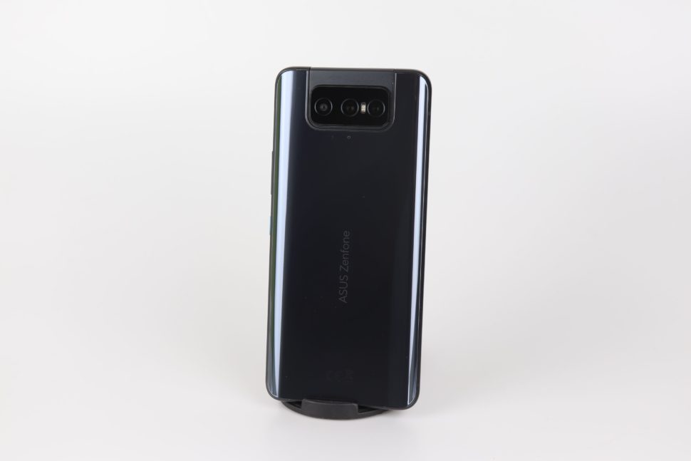 Asus Zenfone 8 Design 2