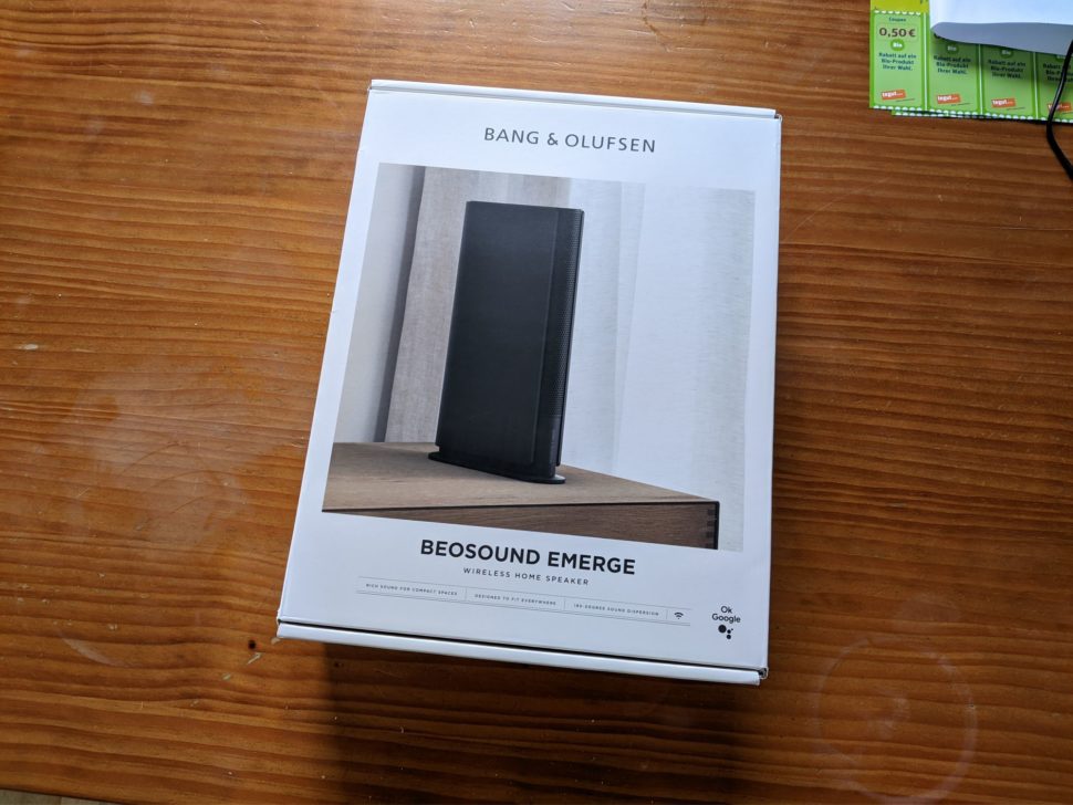 Beosound Emerge Unboxing 1