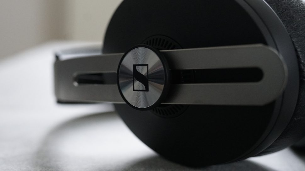 Sennheiser Momentum 3 Wireless 3