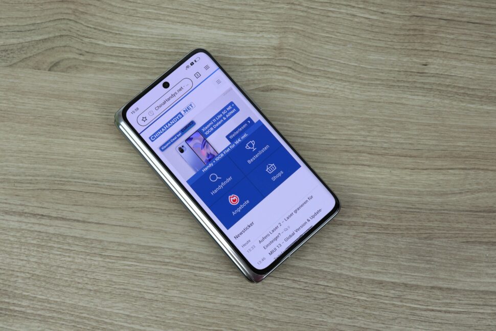 Oppo Find N Display geklappt aufgeklappt 5