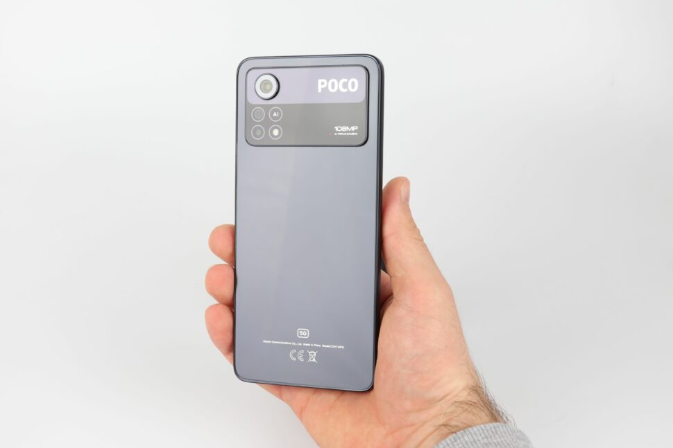 Poco X4 Pro Hand Design 2