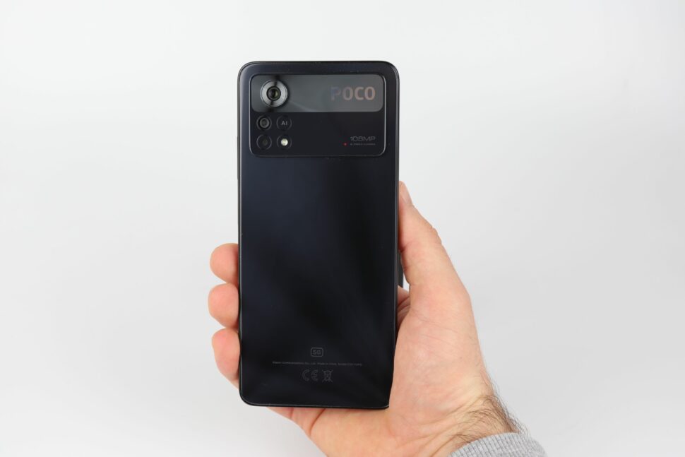 Poco X4 Pro Hand Design 3