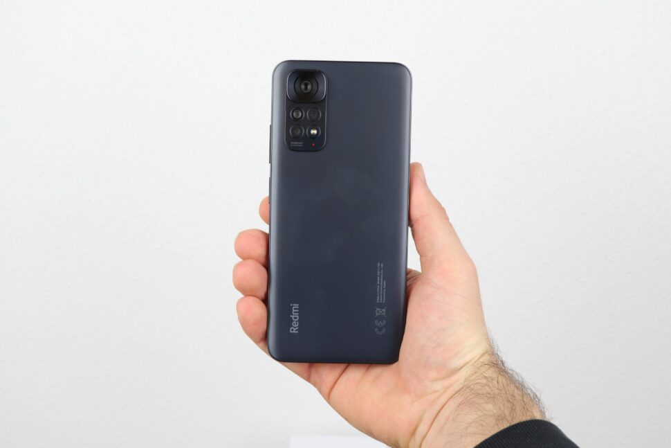 Xiaomi Redmi Note 11S Hand 2