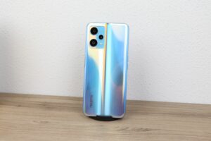 Realme 9 Pro Vorder Rueckseite 2