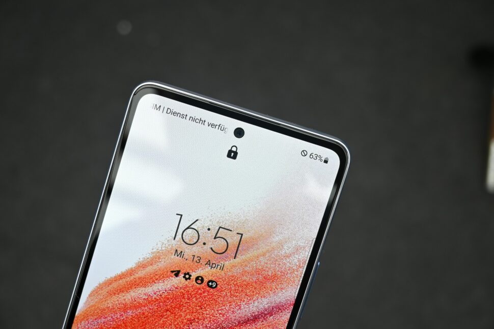 Samsung galaxy a53 display edges notch 4