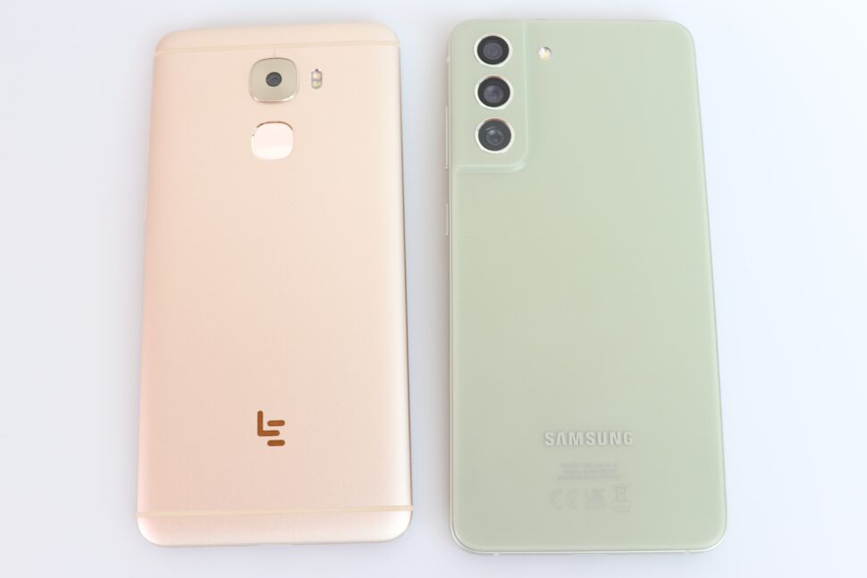 LeEco Le Pro 3 Samsung S21 FE 1