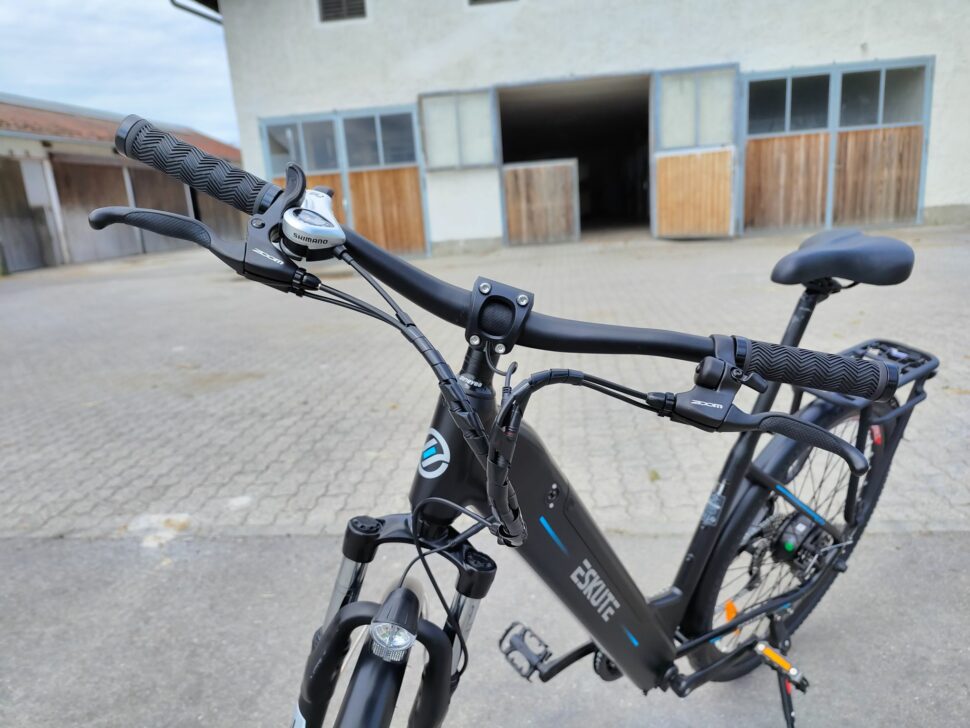 Eskute Polluno E Bike City Test 16