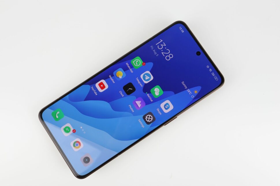 Realme GT 2 Master Explorer Edition Display Raender 1