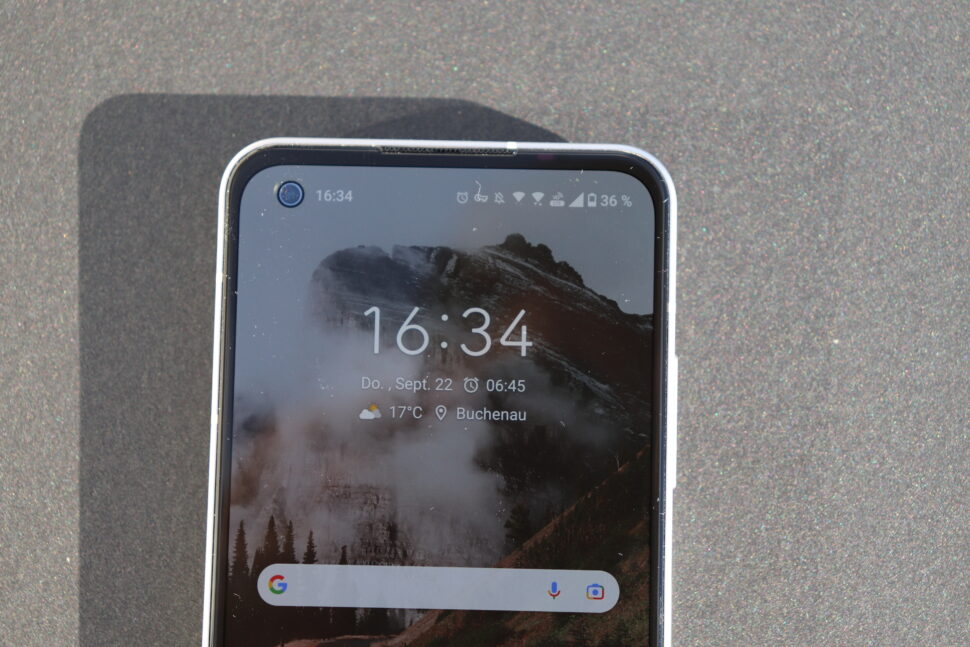 asus zenfone 9 display 4