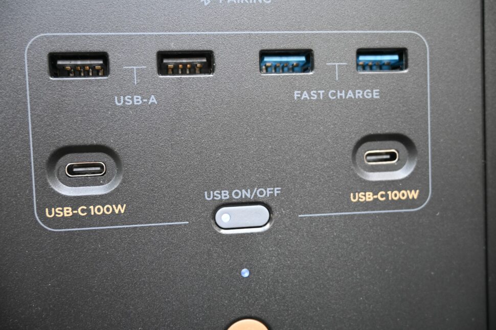 EcoFlow Delta 2 Test USB Ports