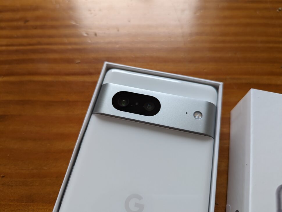 Google Pixel 7 Unboxing 5