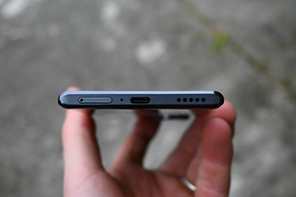 Honor 70 usb c slot