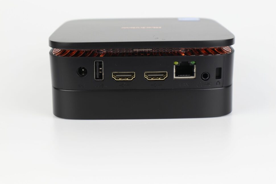 Blackview Mini PC Test Anschluesse 2