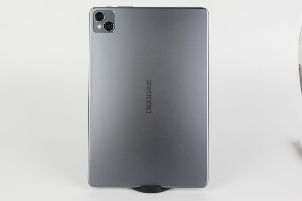 Doogee T10 Design Rueckseite 1