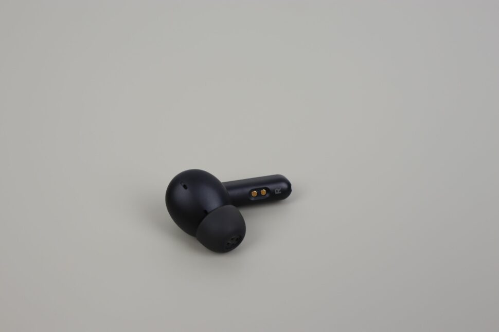 Earfun Air S Test Earbuds 2